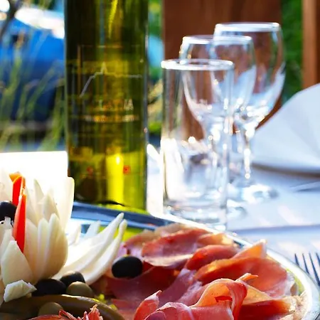 Mario Bed & Breakfast 3*