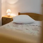 Bed & Breakfast Bed & Breakfast Mario