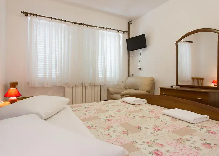 马里奥住宿加早餐旅馆 3* 克尔克