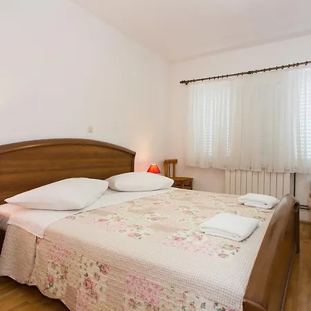 Bed & Breakfast Mario Krk Town