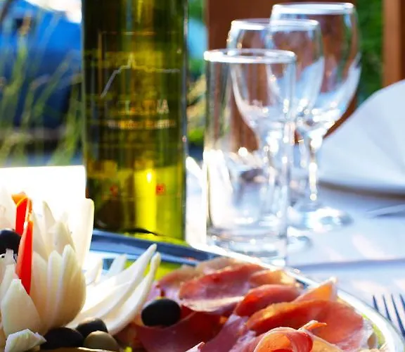 Mario Alojamento de Acomodação e Pequeno-almoço 3*